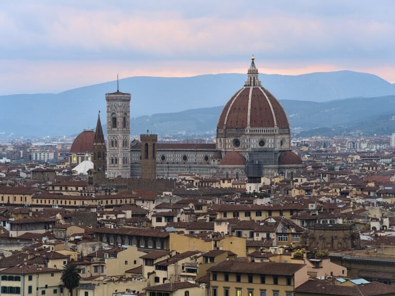 How Much Does Luggage Storage Cost in Florence?